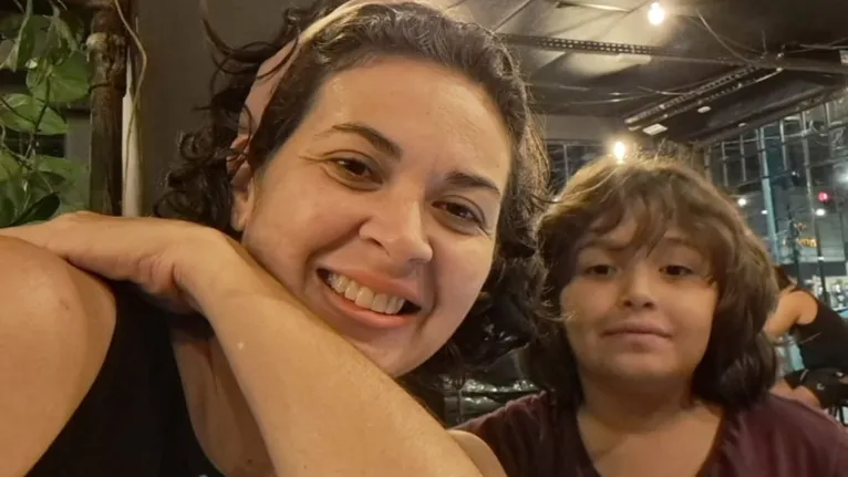 Raquel Tavares e o filho  Germano, hoje com 10 anos.