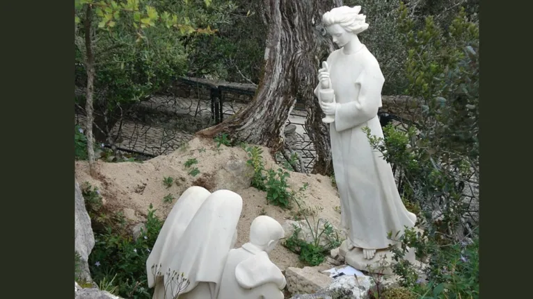 Monumento dedicado à aparição do Anjo da Paz aos três pastorinhos em Portugal.