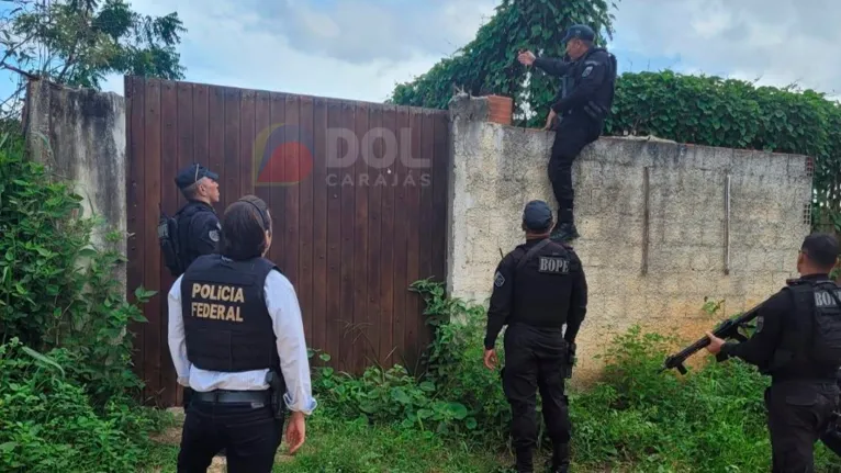 Policiais federais e militares cumpriram mandados de prisão e de busca e apreensão contra integrantes da facção carioca