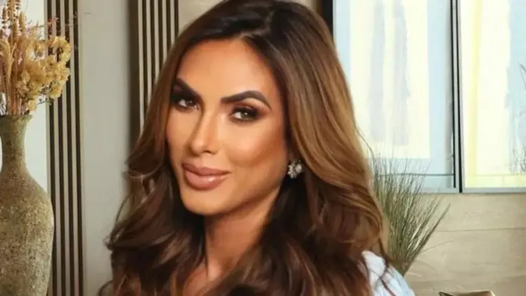 Nichole Bahls, 38, confessa não fazer a "linha esforçada" na cama.