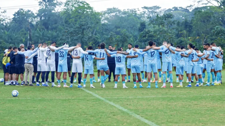 Diretoria precisa cobrar os jogadores, até mesmo com punições financeiras