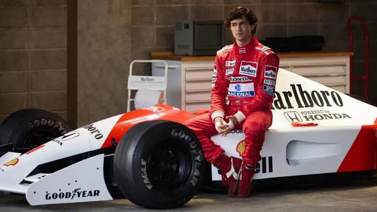 O ator Gabriel Leone fará Ayrton Senna na série da Netflix