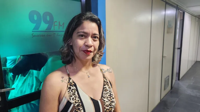 Tatiane Ribeiro, ouvinte assídua da 99, foi uma das ganhadoras do "Mulher 99"