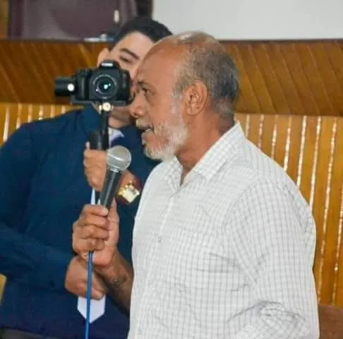 Professor Jorge Vidal em aula