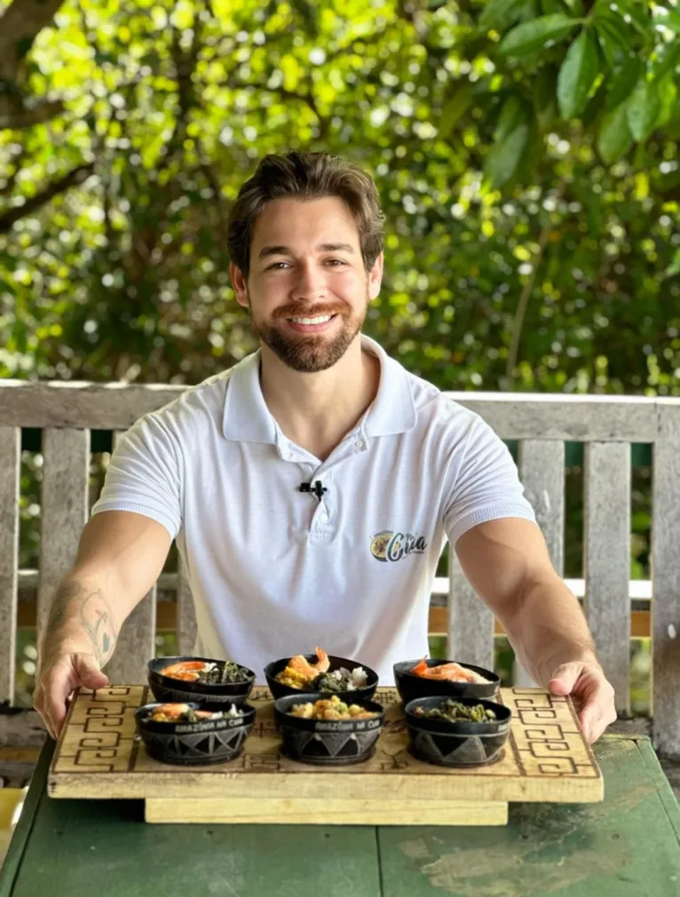 O concorrido Amazônia na Cuia, de Rafael Barros, chegará ao disputado mix de restaurantes do Bosque Grão-Pará, ocupando área ao lado do Coco Bambu. Será a culinária paraense raiz disputando, cara a cara, com a culinária cearense.