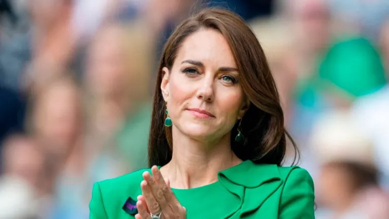 Kate Middleton revelou câncer depois de três semanas de incessantes teorias da conspiração a respeito do sumiço
