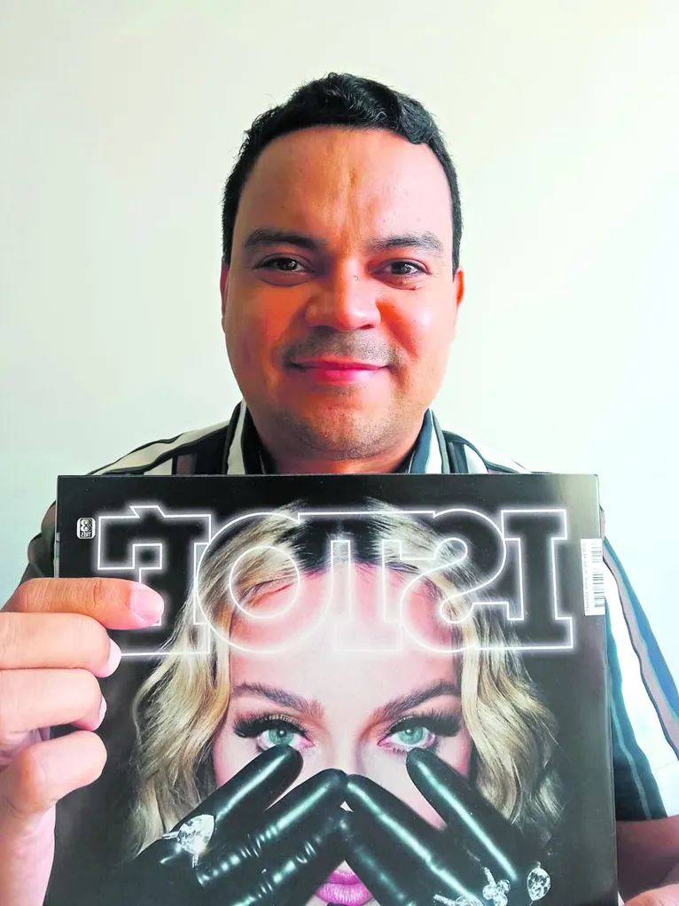 Fã de tudo que Madonna representa para a cultura pop e mudanças de comportamento, Edson Vieira vai assistir a diva pela terceira vez