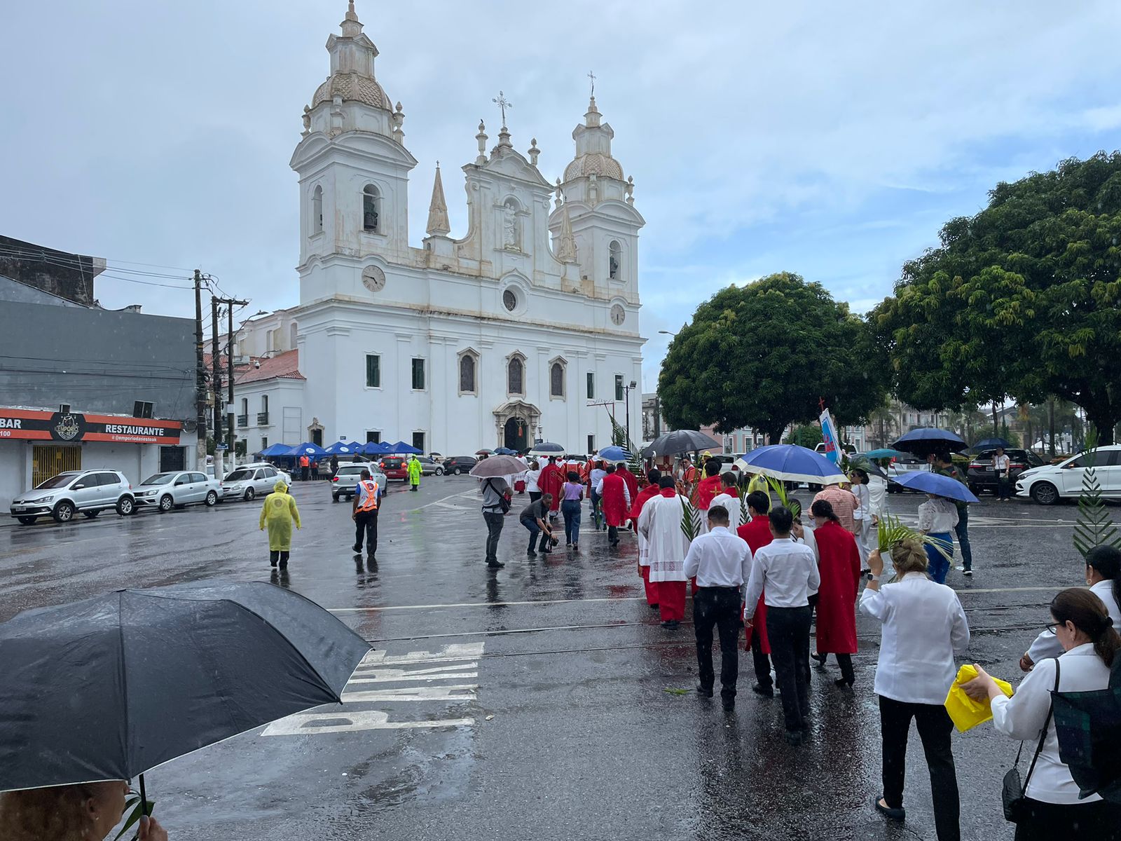 Igrejas celebram o Domingo de Ramos com procissões e missas