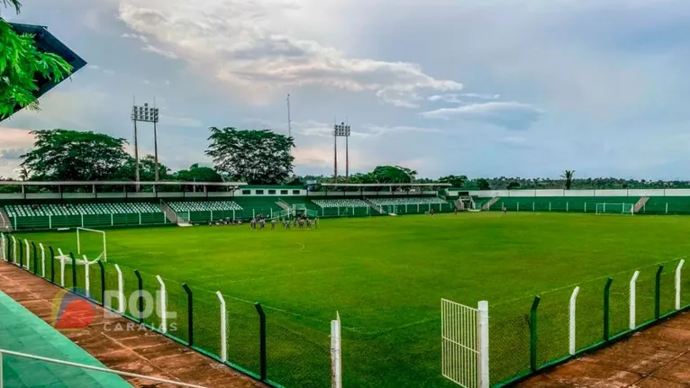 Jogo ocorre às 16h deste domingo (9), no Estádio Ribeirão, em Tocantinópolis (TO).