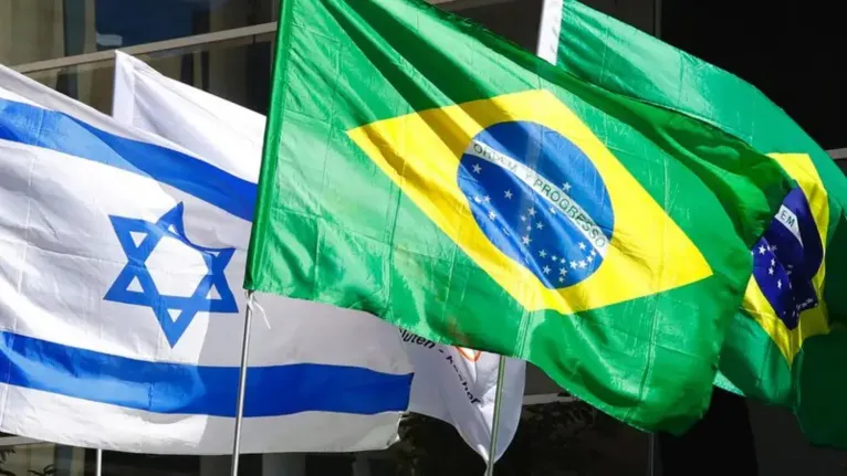 Por que a bandeira de Israel aparece em atos de direita?
