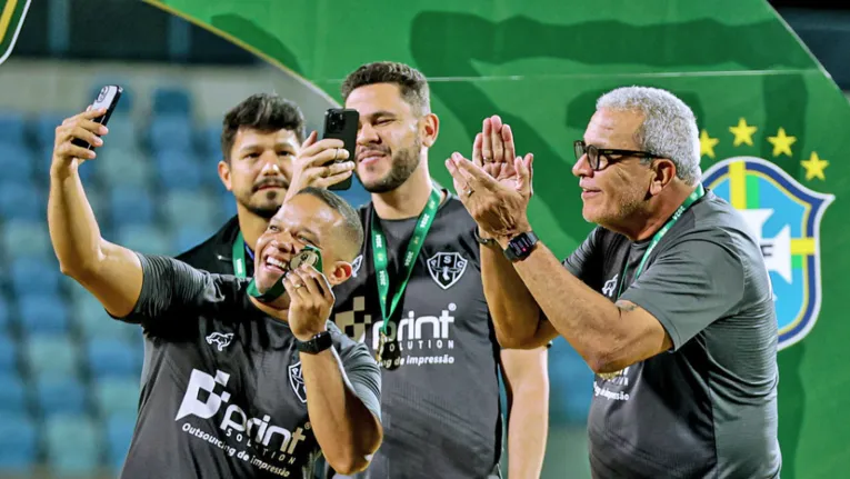 Põe mais um Paraense e Copa Verde na conta do Papão e de Hélio dos Anjos