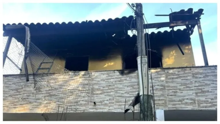 Jovem mata os pais, incendeia os corpos e chama a polícia