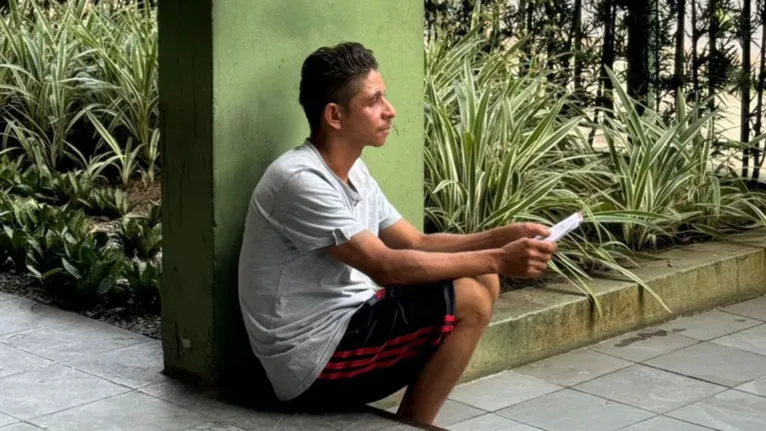 Roubado e agredido: Marcelo busca ajuda para encontrar irmão