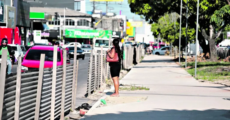 População reclama de obras paradas em Ananindeua