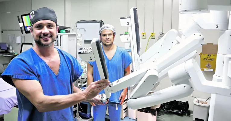 Robô que auxilia em cirurgias já é utilizado no Pará