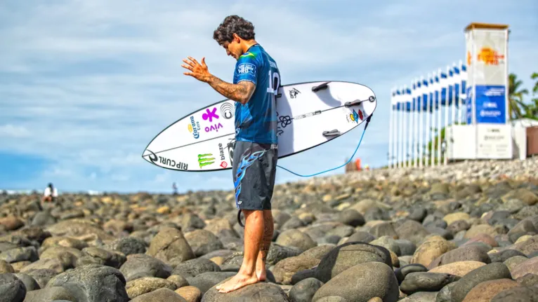 Gabriel Medina quer o ouro e o lugar mais alto do pódio