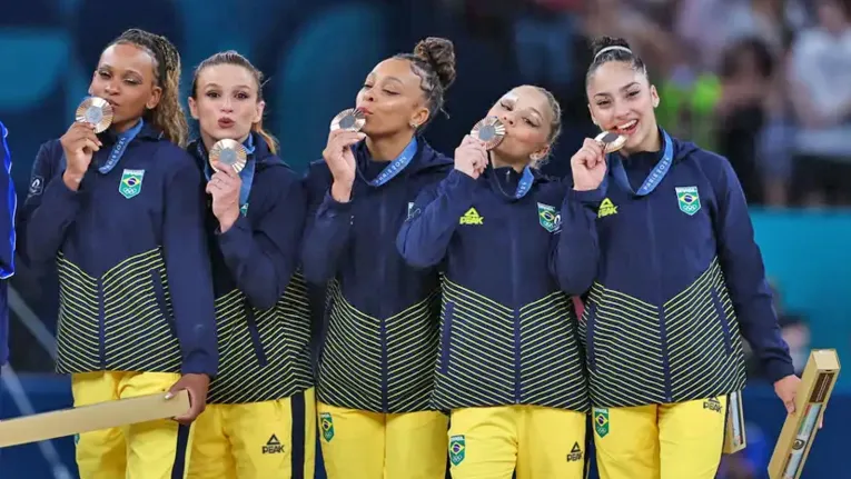 Histórico! Meninas do Brasil estão fazendo bonito