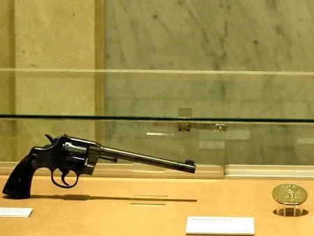 Revólver utilizado por Guilherme Paraense na conquista da 1ª medalha de ouro