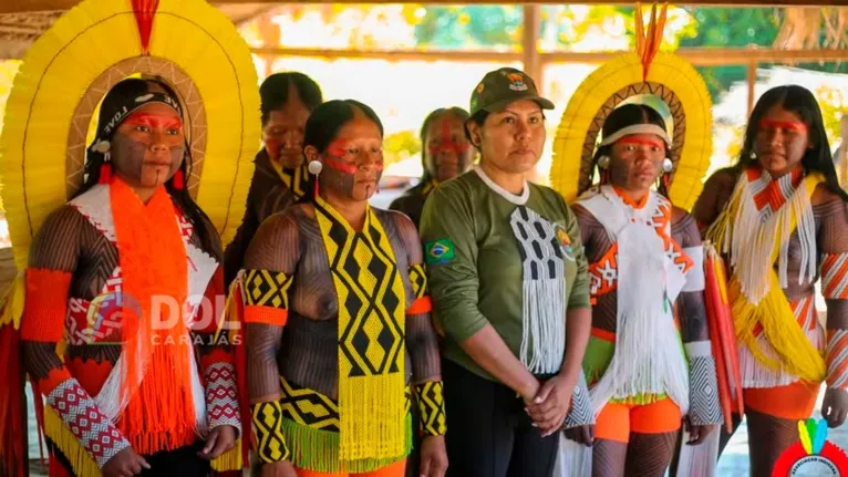 Ritual de posse da primeira mulher cacique Kaiapó