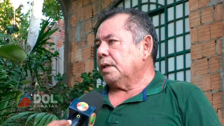 Francisco Barreto convive há 14 anos com a falta de condições básicas para viver