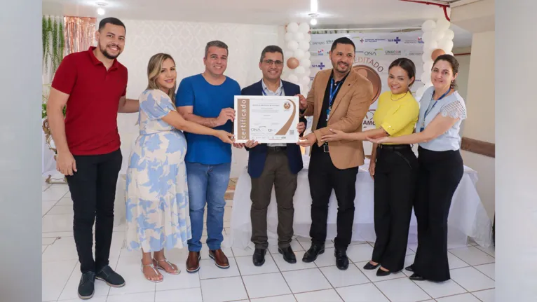 Deputada federal Andreia Siqueira e o prefeito Alexandre, compartilhando a alegria da certificação do Regional em Tucuruí