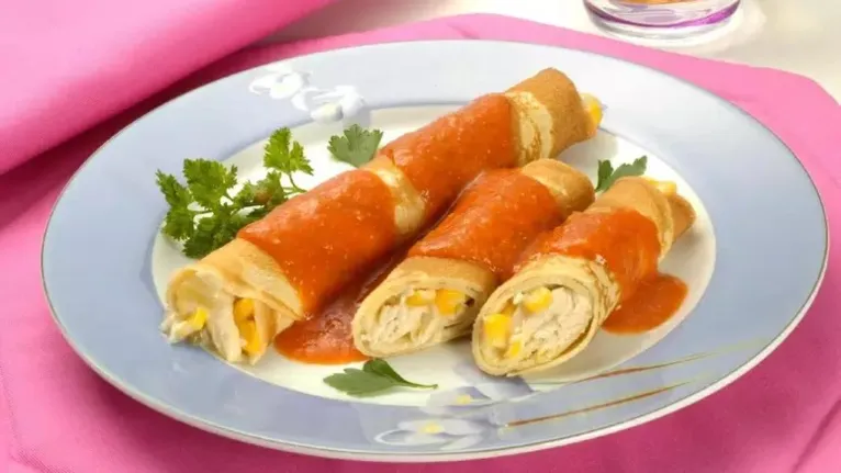 Tá com pressa? Veja 3 receitas deliciosas de frango desfiado