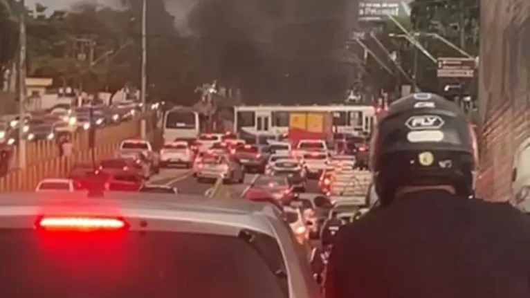 Protesto na Almirante Barroso