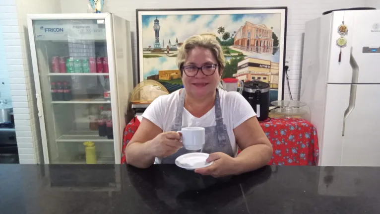 Creuza Vilhena, cozinheira do Palace Coffee