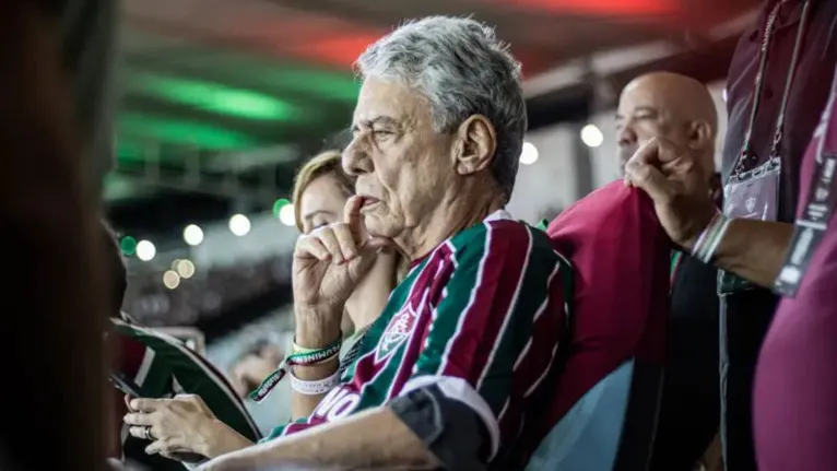 Chico Buarque herdou da mãe a paixão pelo Fluminense.