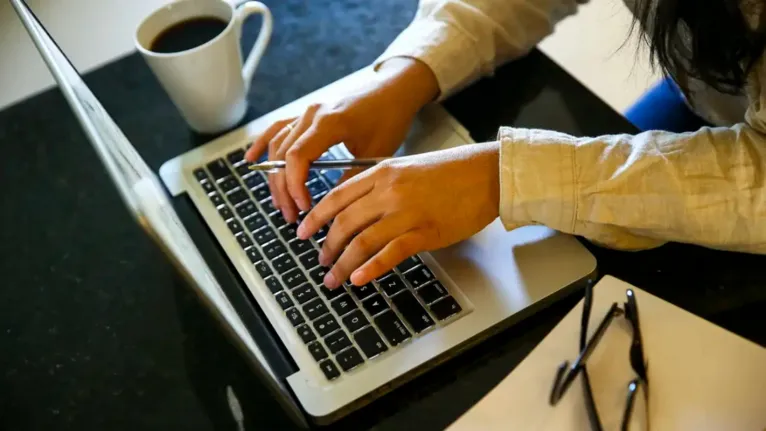 A prática do teletrabalho propiciou um maior consumo de café entre profissionais de diversas áreas