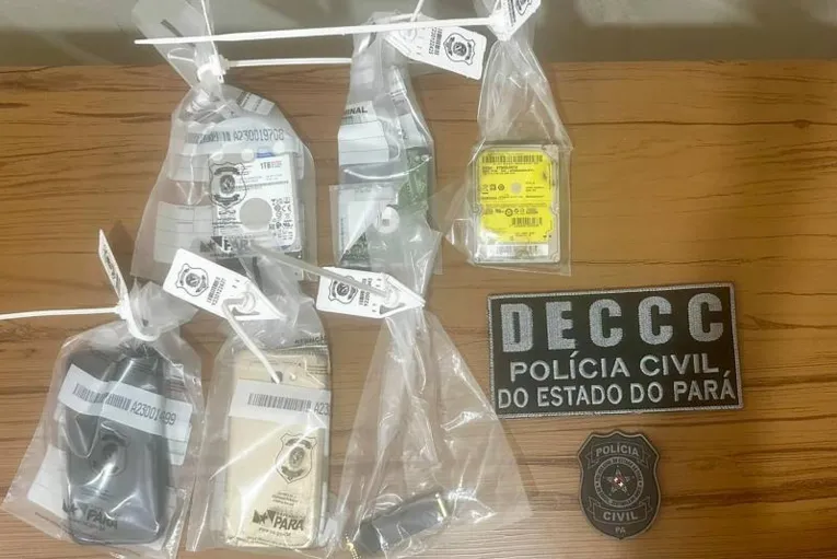 Equipamentos eletrônicos foram apreendidos pela Polícia Civil