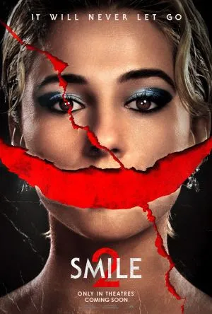 Prepare-se para o Terror: Naomi Scott é Skye Riley em 'Sorria 2'