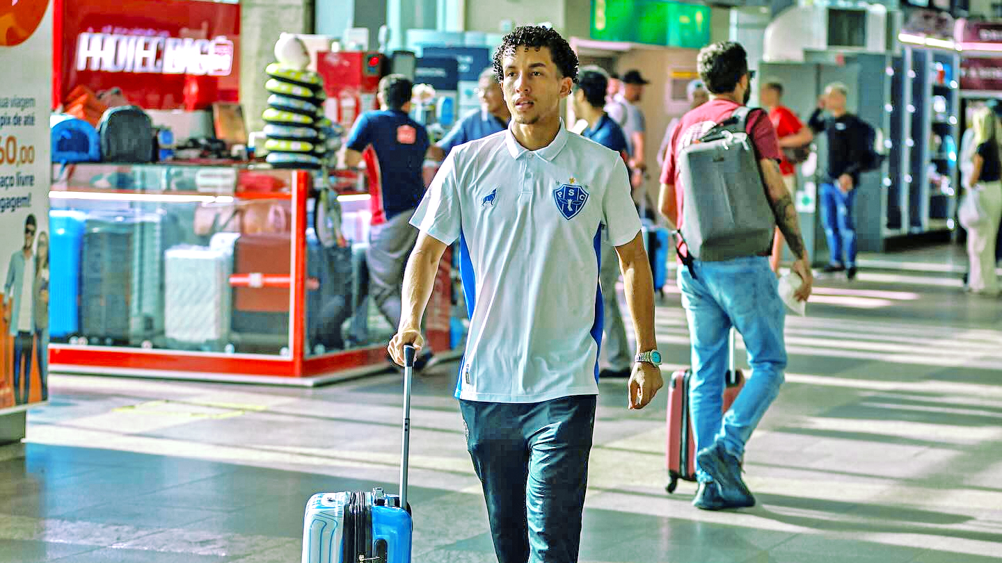 Juninho pertencia ao Amazônia Independente quando foi comprado em definitivo pelo Paysandu, após um ano de empréstimo