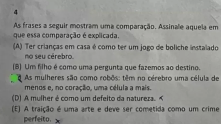 A Prefeitura de Macaé repudiou o material e o chamou de ''ofensivo''.