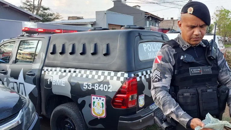 De acordo com o sargento S. Rocha, ao realizar rondas na Marabá Pioneira, a equipe recebeu a informação que estava havendo entrega de entorpecente.