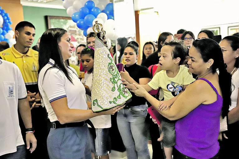 Instituições para crianças participam da Manhã dos Eleitos