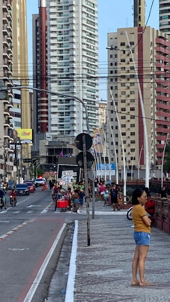 Parada Lésbica e Bi reúne pouca gente em Belém. Veja!