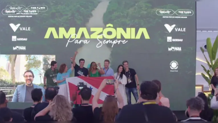 O governador Helder Barbalho anunciou o festival Amazônia Para Sempre, que deverá reunir atrações internacionais em Belém.