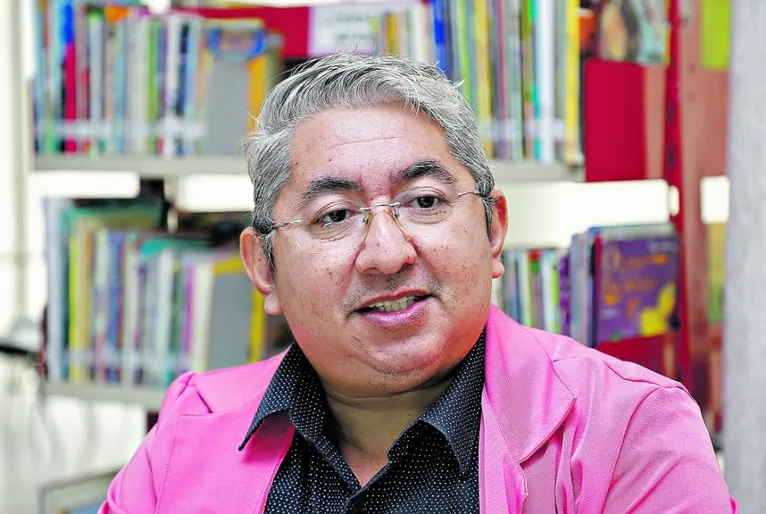 Professor Elmo Vidal.