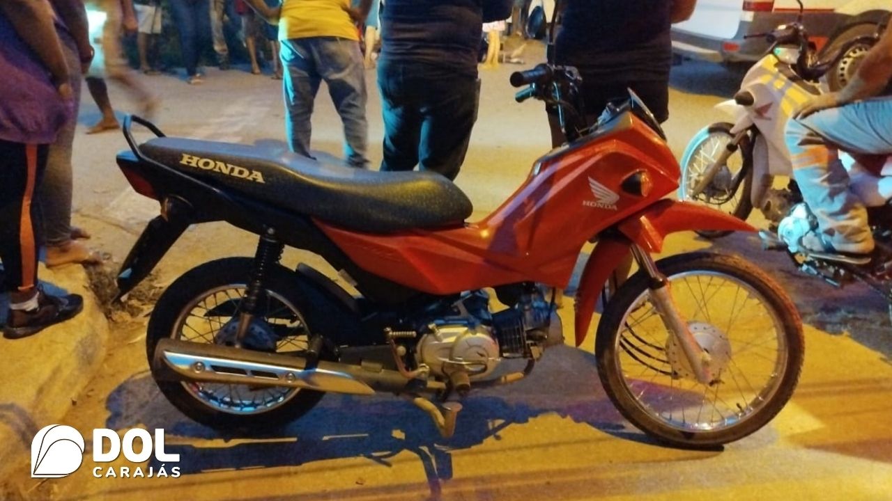 Motocicleta em que a vítima estava