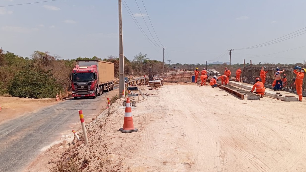 Obras seguem a todo o vapor