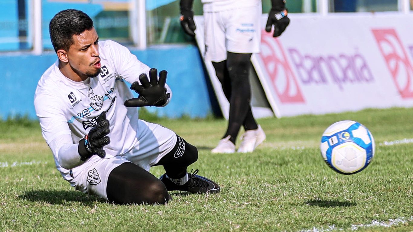 Matheus Nogueira fez o último jogo no dia 10 de junho, contra o Sport