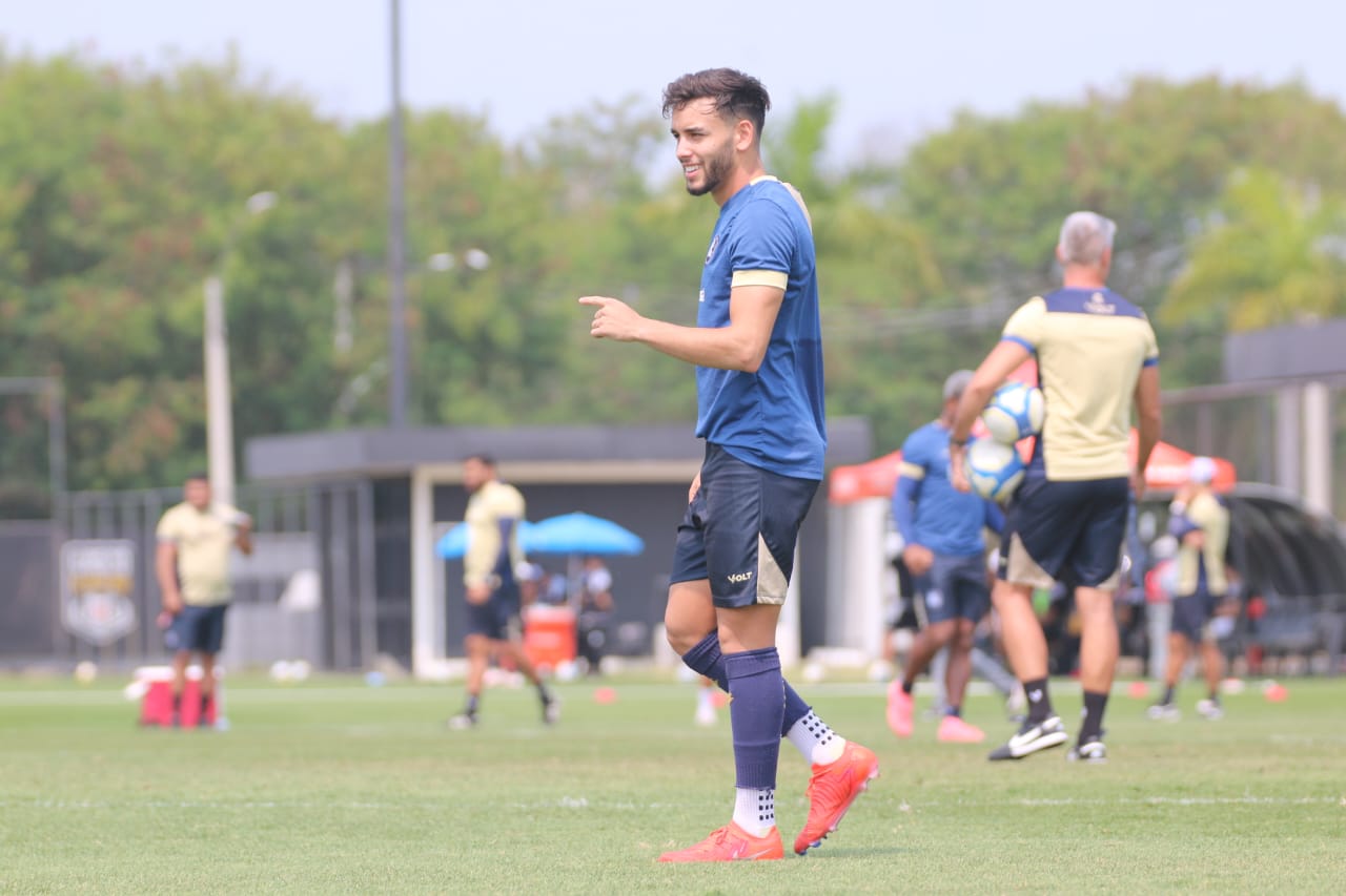 Remo encara o Volta Redonda e pode ficar perto do acesso 