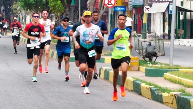 Os percursos foram de 7 km para a corrida e 3km para a caminhada