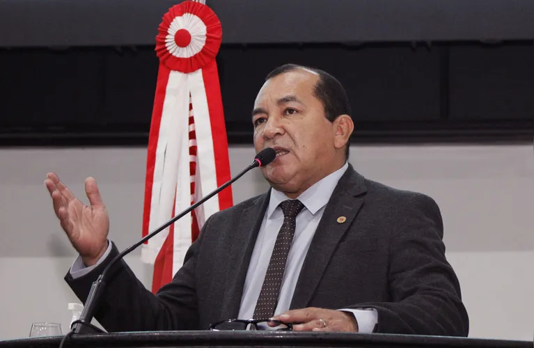 Deputado Elias Santiago (PT)