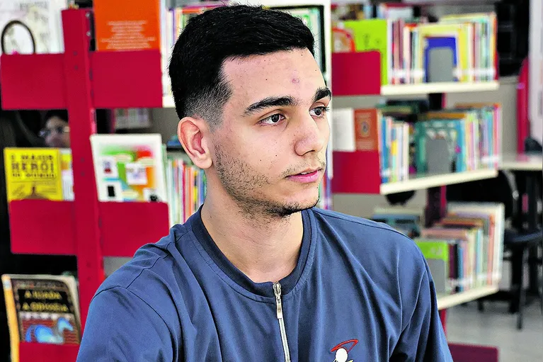 Leandro Cei, de 17 anos, é um dos candidatos do curso e medicina