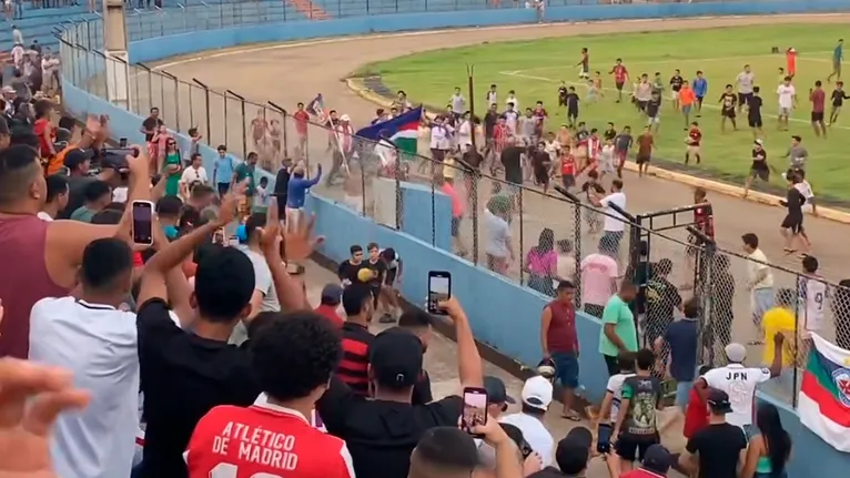 A torcida do Independente de Tucuruí celebra com entusiasmo essa conquista