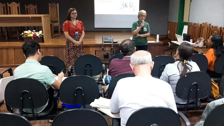 Foram apresentados os princípios que orientam essas práticas e seus impactos no meio ambiente, na cultura e na economia local.