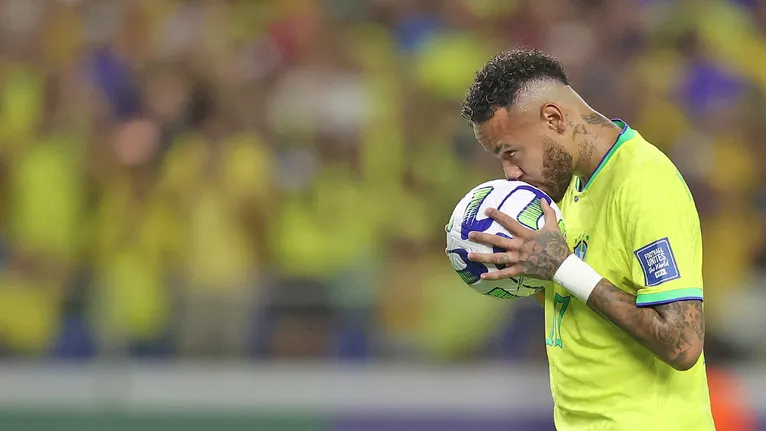 Neymar pode vir treinar por três dias em Belém, onde o Brasil fará a preparação para o jogo contra a Venezuela