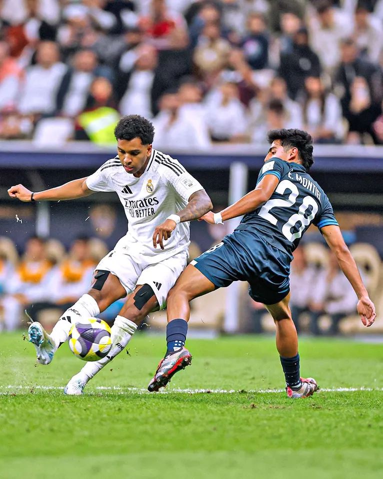 Rodrygo marcou um golaço